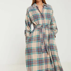 Rive Charlie Joe Celyia